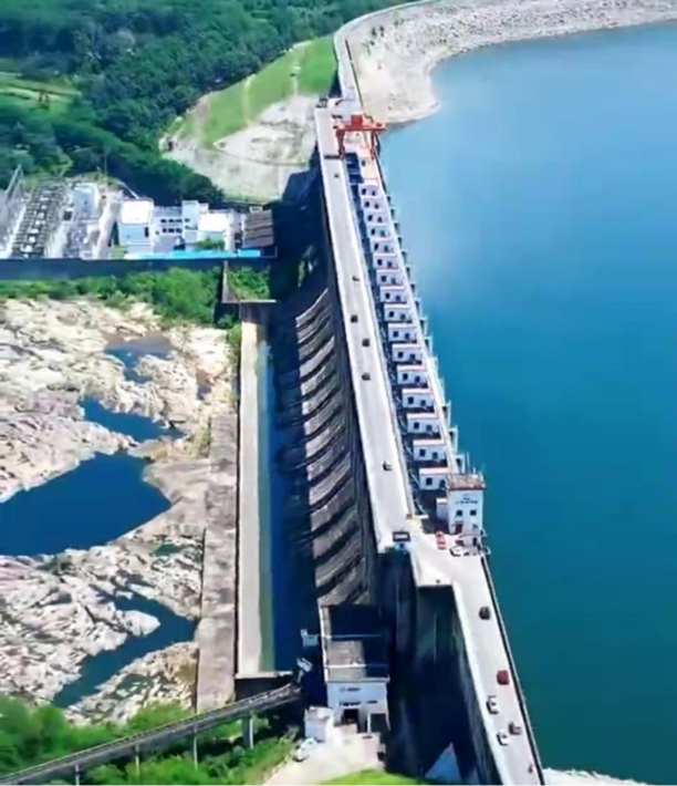 海南大广坝深坑水下地形测量